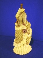 (&amp;sect;) Disc. $2 Off - Victorian Dress Form