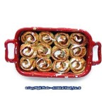 (*) Dollhouse Cinnamon Rolls in Pan
