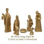 (&amp;sect;) Disc .40&amp;cent; Off - Gold or White Nativity Set