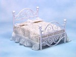 Dollhouse Double White Metal Bed