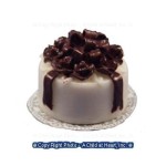 Cake White w/Chocolate Bow