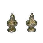 (*) Dollhouse Ornate Salt &amp; Pepper Shaker