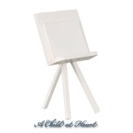 (*Closeout*) Dollhouse White Child's Easel