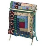 (*) Dollhouse Quilt Rack with Quilt