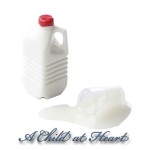 (*) Dollhouse Spilled Milk Glass Set