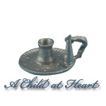 (*) Dollhouse Colonial Candleholder