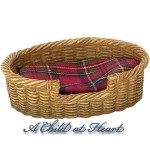 (*) Dollhouse Oval Pet Basket - Large