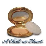 (*) Dollhouse Makeup Compact