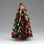 (* Closeout *) Dollhouse Della Robbia Christmas Tree