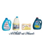 (*) Dollhouse 4 piece Laundry Set