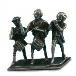 Dollhouse 1776 Statue