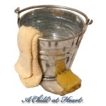 (*) Dollhouse Filled Cleaning Bucket