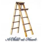 (*) Dollhouse Folding Step Ladder