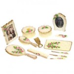 (*) Dollhouse Victorian Dresser Set (Kit)