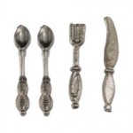 16 pc Dollhouse Serviceware Set