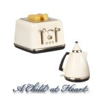 (*) Dollhouse Toaster &amp; Coffee Pot Set