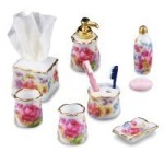 (*) Dollhouse Dresden Rose Bath Accessories