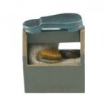 (*) Dollhouse Shoe Shine Box