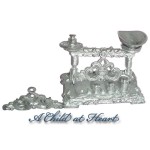 (*) Dollhouse Vintage Scale &amp; Weights