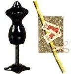 (*) Dollhouse Miniature Dressmaker Set