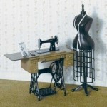 (*) Dollhouse Sewing Room (Kit)