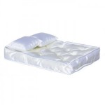 Dollhouse White Mattress with Pillows