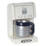 (*) Dollhouse 2 pc Coffee Maker
